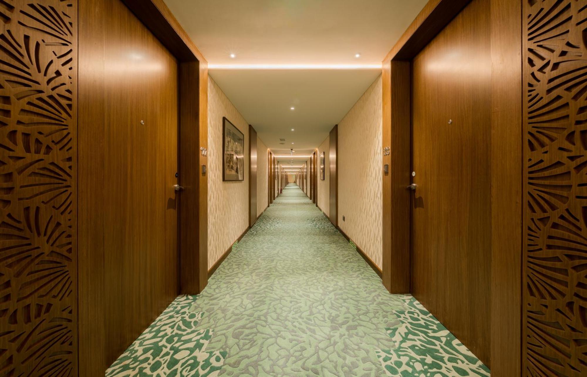 080 Transit Hotel, T2 Turuvekere 外观 照片